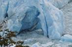 Um arco de gelo entra em colapso no glaciar Perito Moreno, no parque Nacional Los Glaciares, região de El Calafate, no sul da Argentina (foto 1 de 10)